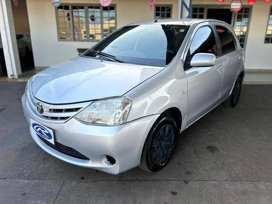 TOYOTA ETIOS 1.3 16V FLEX 4P MANUAL